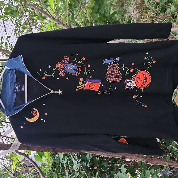 Moving Bleu Tops - Moving  Bleu, Halloween, Fall, Embroidered And Sequins , Black Pullover Sz S